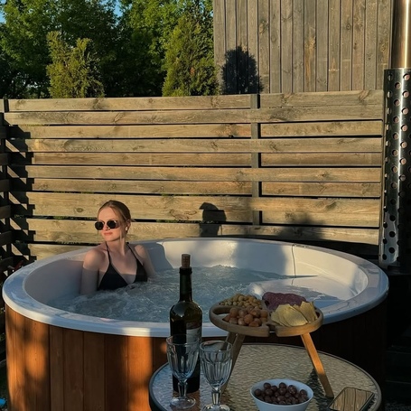 Купель Polar Spa ELITE 180 круглая с интегрированной печью для 2-4 человек (термососна темная) фото  фото - 11